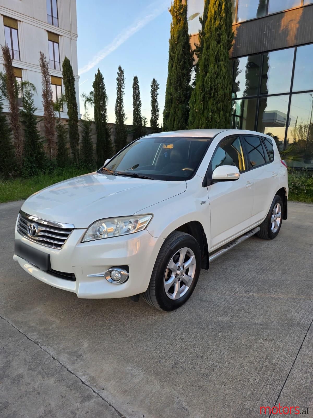 2010' Toyota RAV4 photo #1