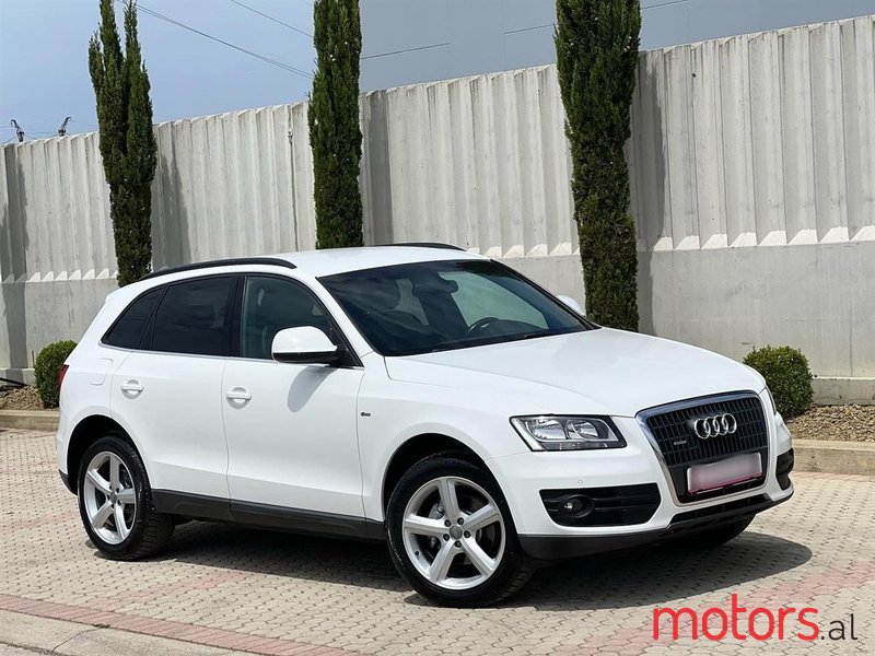 2011' Audi Q5 photo #4