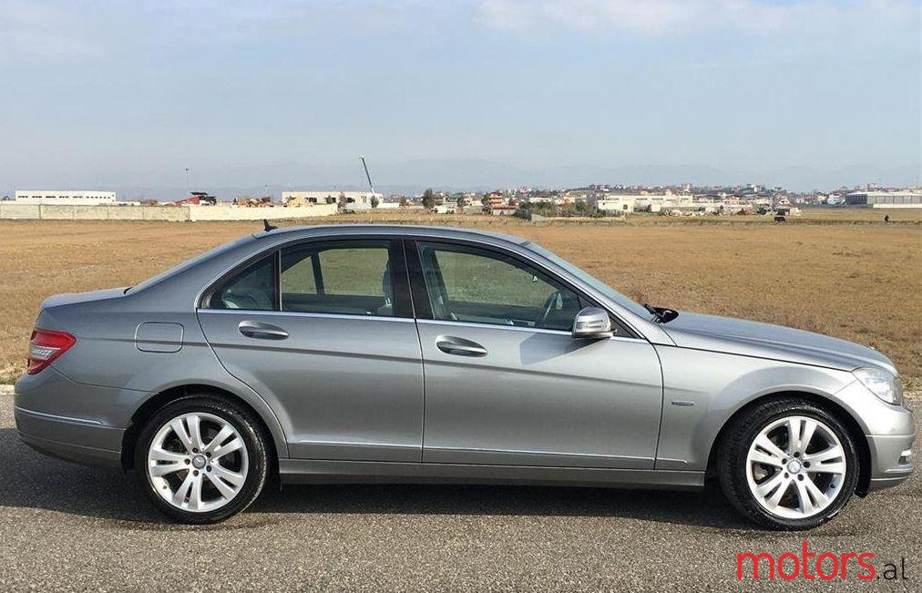 2010' Mercedes-Benz C 220 photo #1