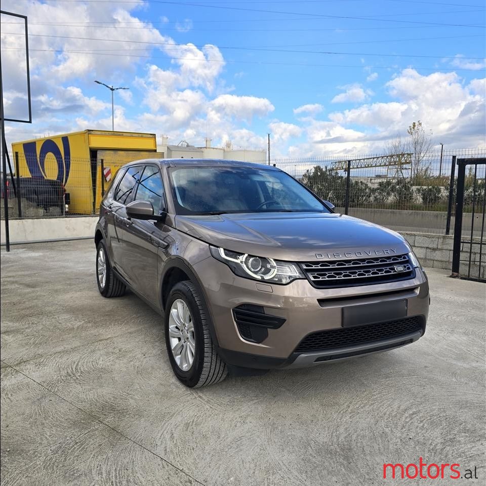 2016' Land Rover Discovery Sport photo #1