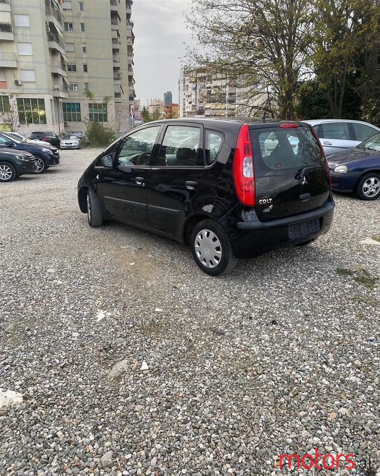 2007' Mitsubishi Colt photo #2