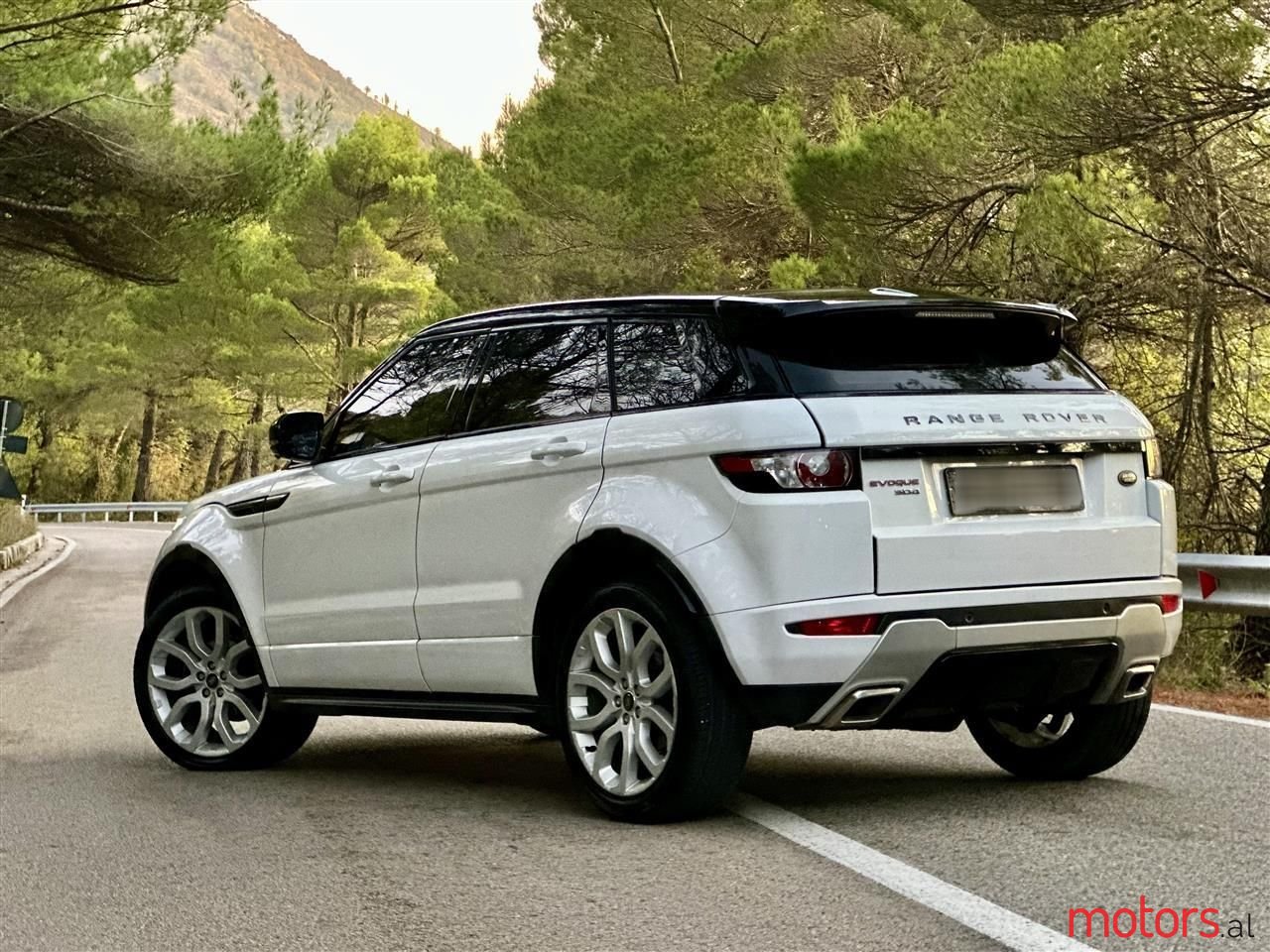 2013' Land Rover Range Rover Evoque photo #5
