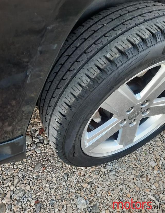 2012' Jeep Compass photo #5