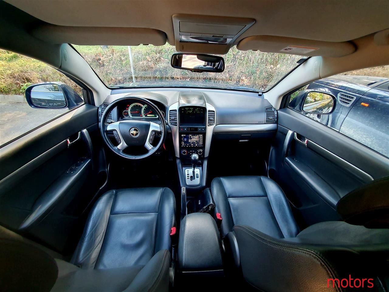 2009' Chevrolet Captiva photo #2