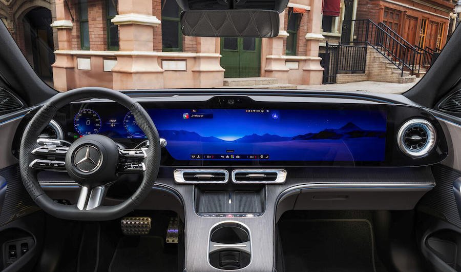 Mercedes to reintroduce buttons – but stick with big screens