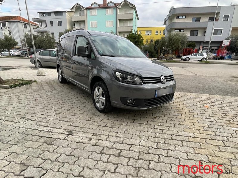 2015' Volkswagen Caddy photo #4