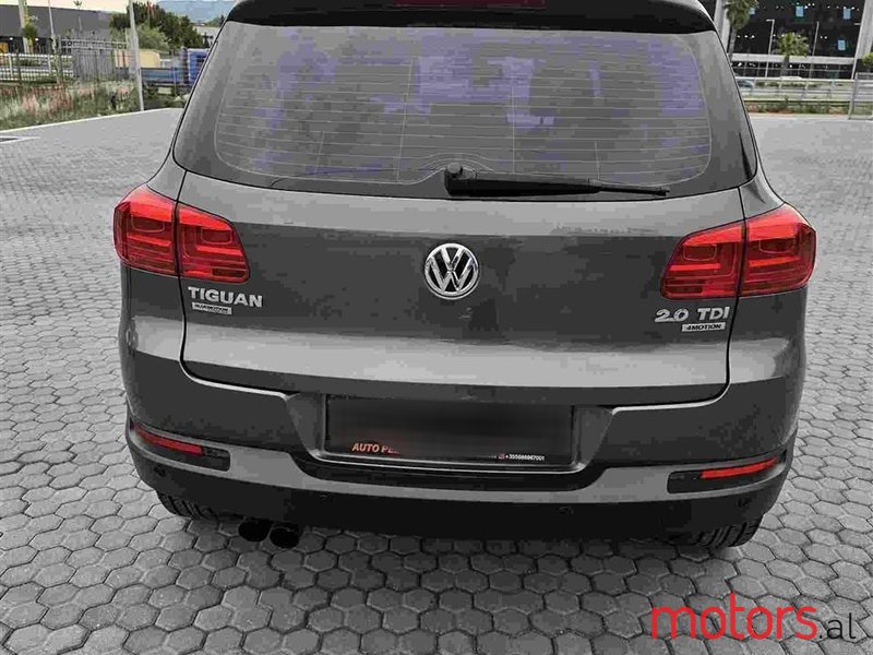 2013' Volkswagen Tiguan photo #4
