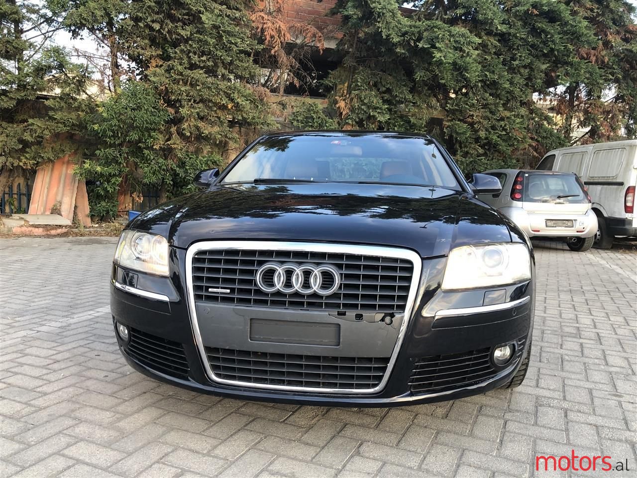 2005' Audi A8 photo #2