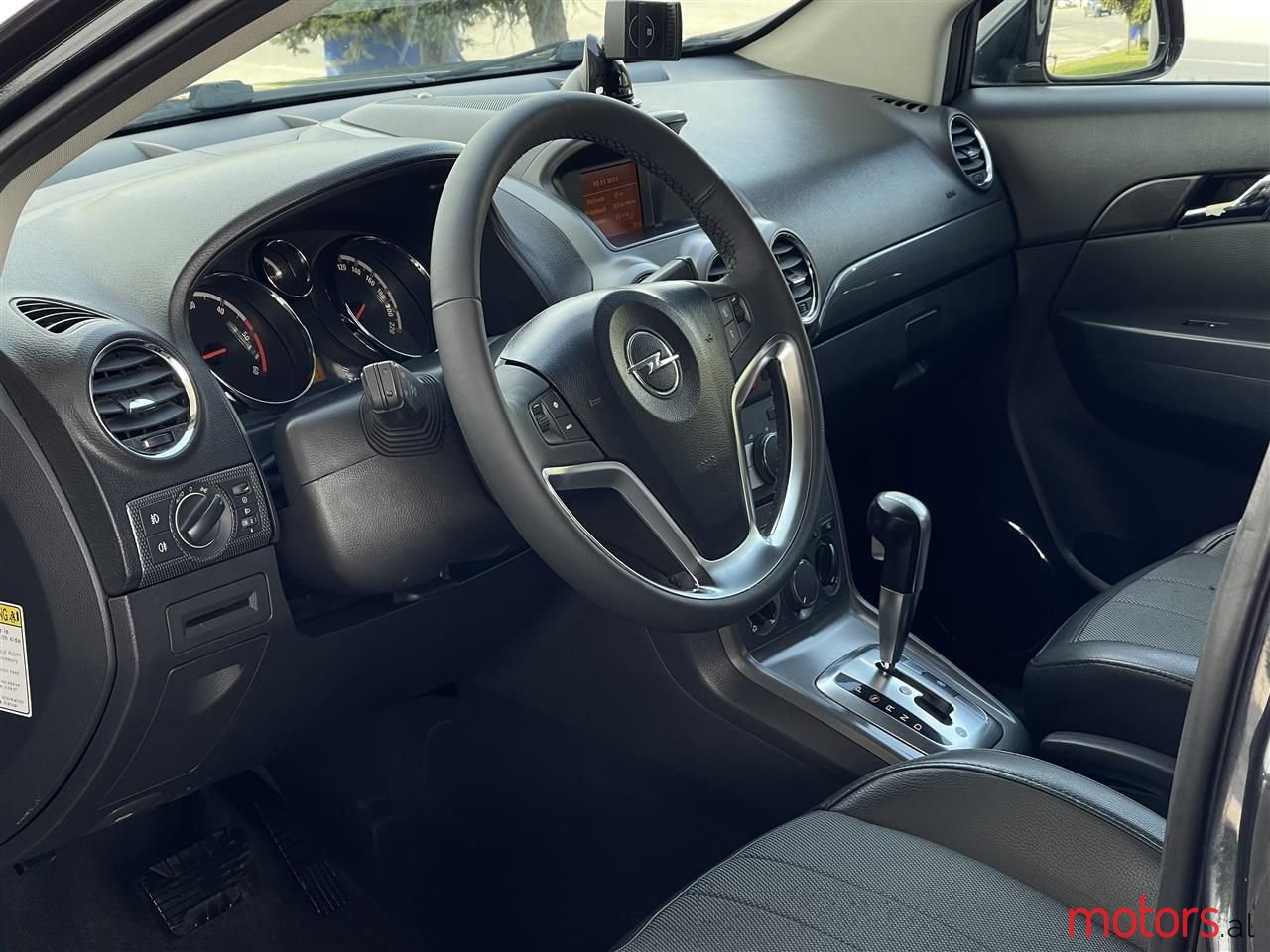 2009' Opel Antara photo #2