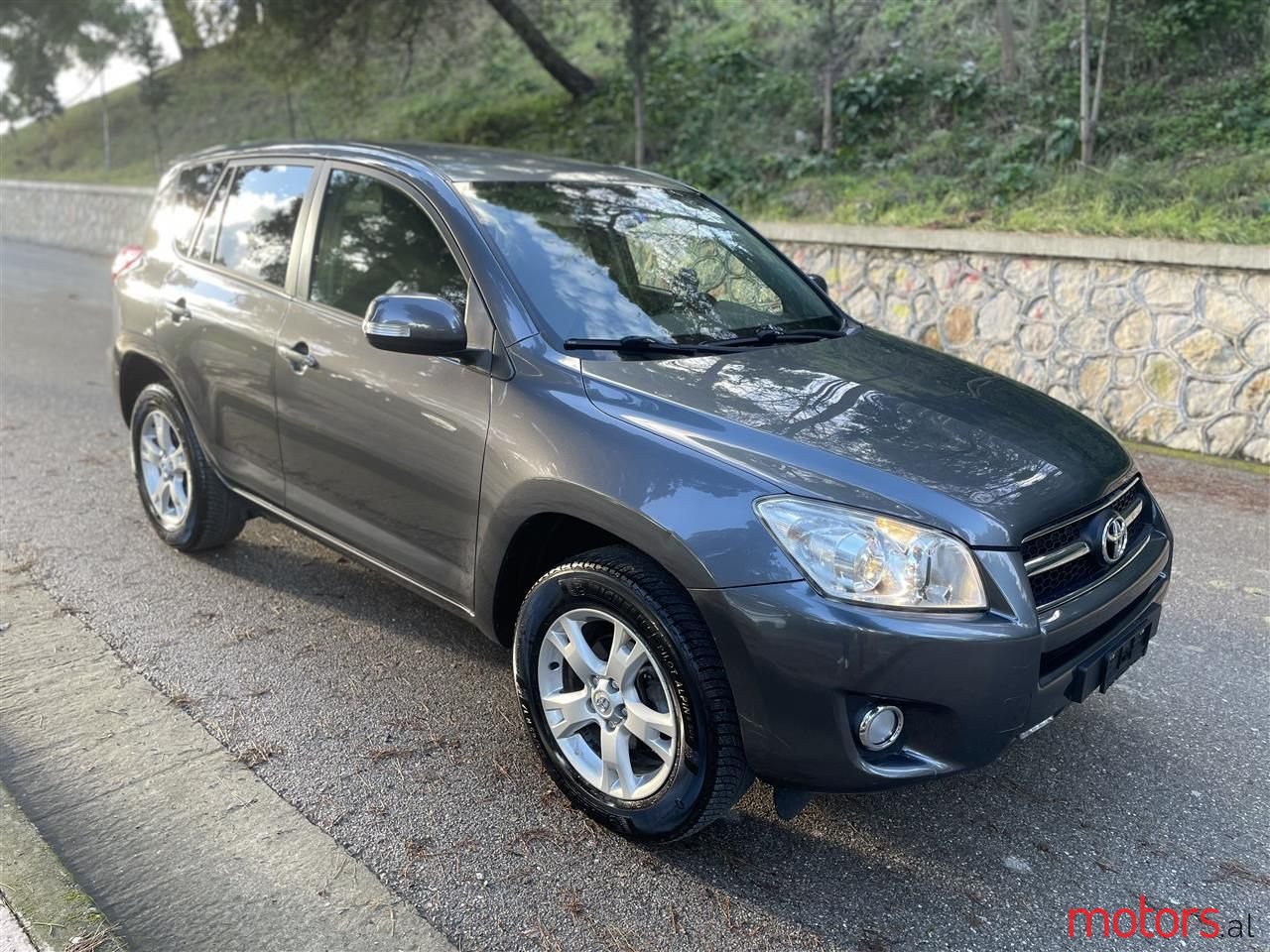 2009' Toyota RAV4 photo #1