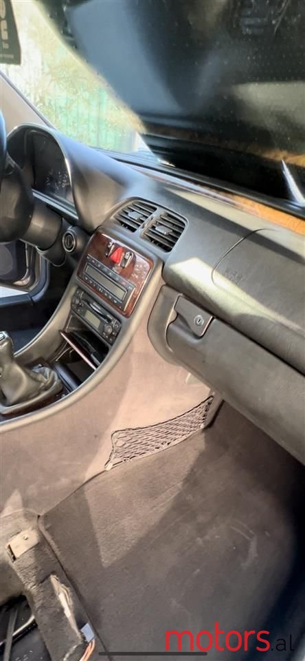 2000' Mercedes-Benz CLK 200 photo #6