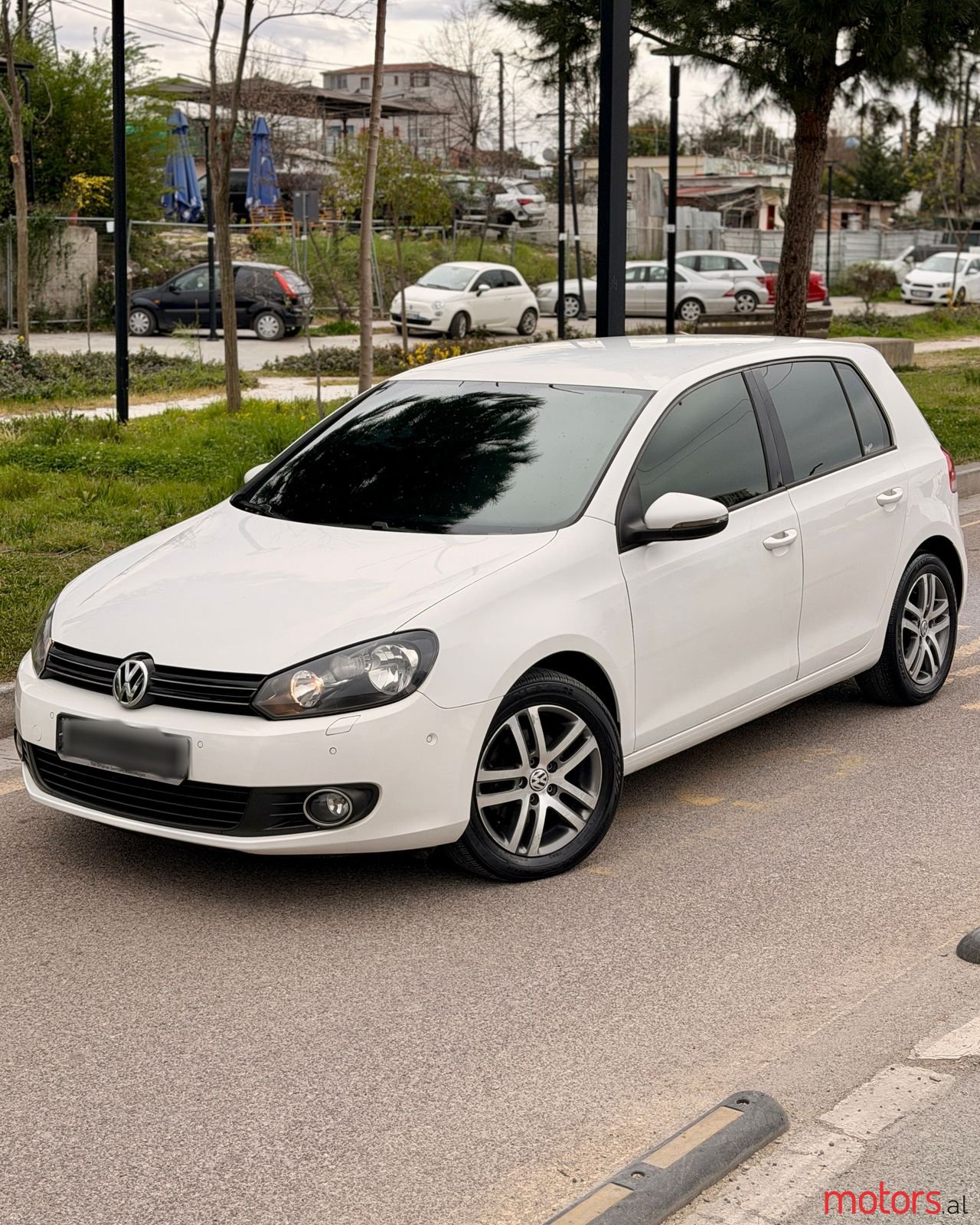 2012' Volkswagen Golf photo #1