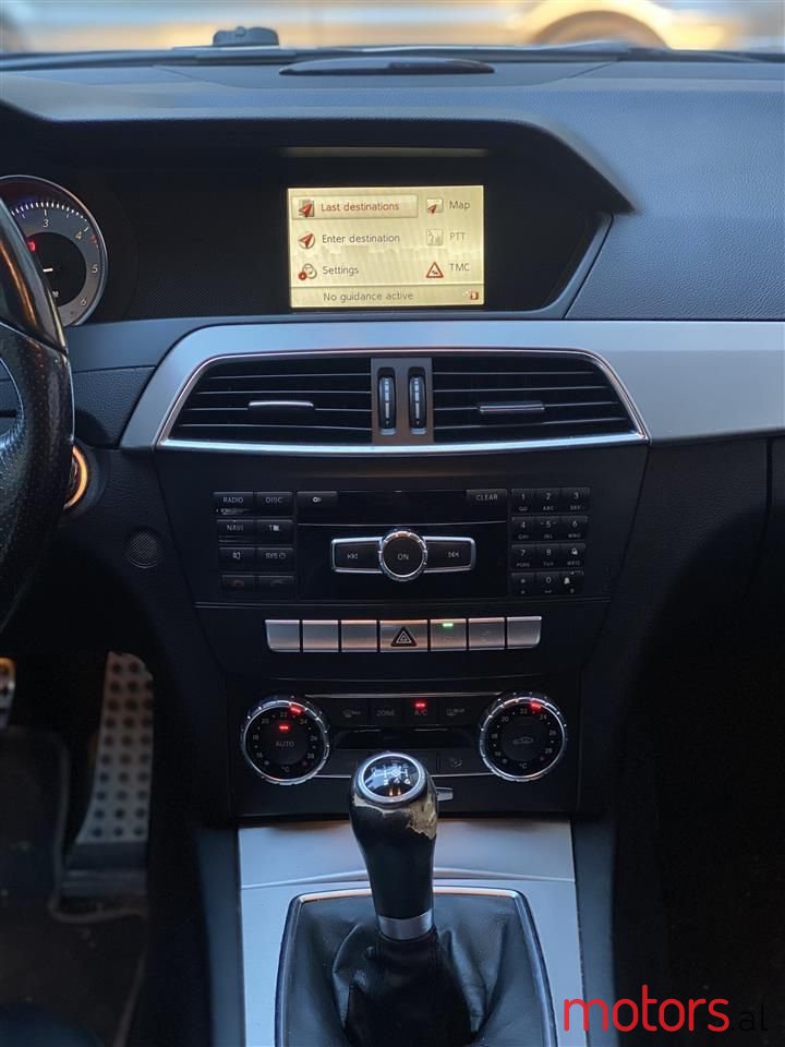 2012' Mercedes-Benz C 180 photo #4