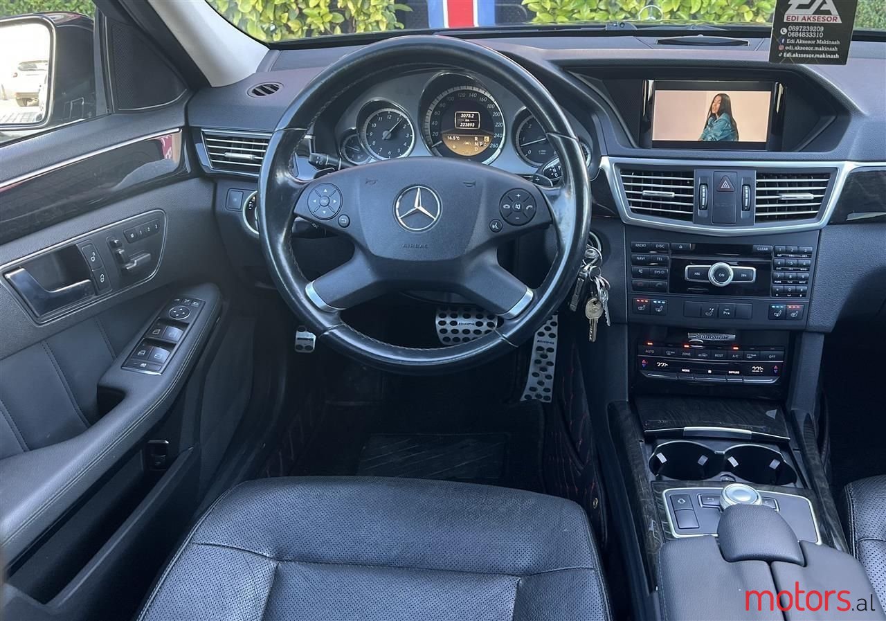 2012' Mercedes-Benz E 350 photo #5