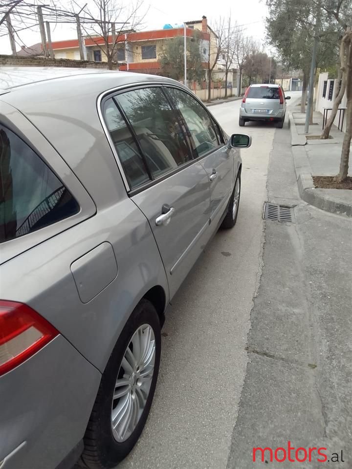 2008' Renault Vel Satis photo #6