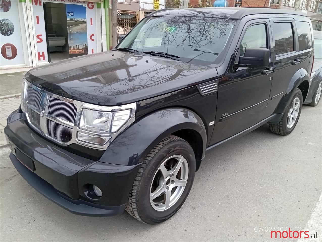 2010' Dodge Nitro photo #2