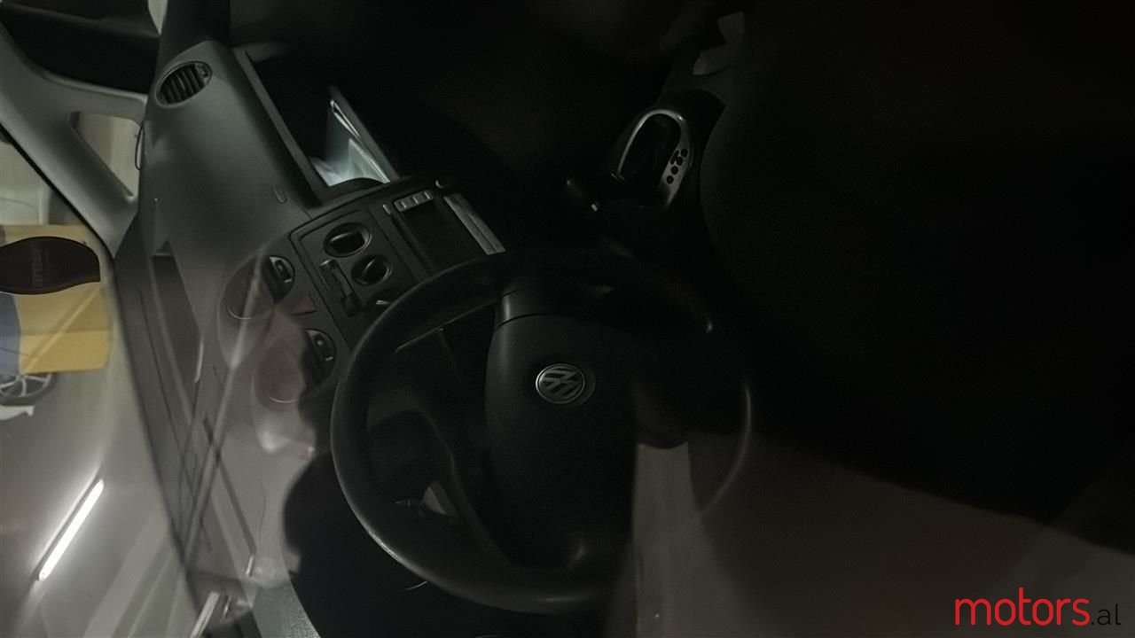 2007' Volkswagen Caddy photo #4