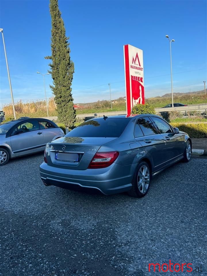 2013' Mercedes-Benz C 220 photo #2