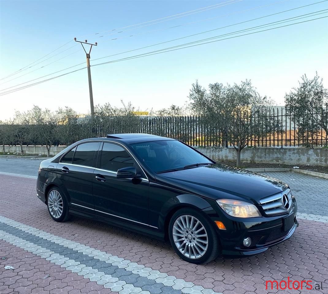 2010' Mercedes-Benz C 250 photo #1