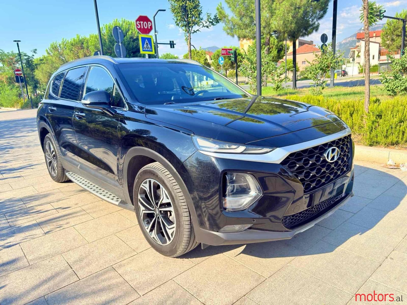 2019' Hyundai Santa Fe photo #1