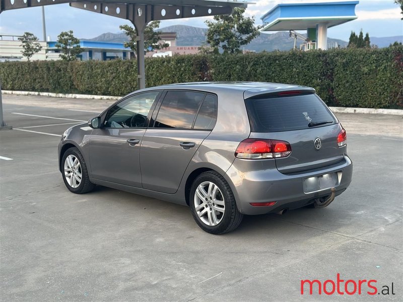 2012' Volkswagen Golf photo #4