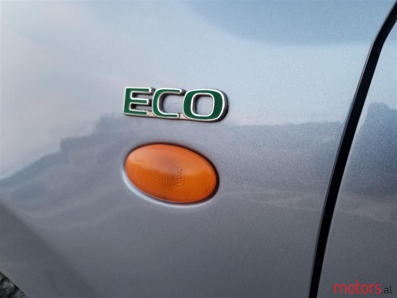 2010' Nissan Pixo photo #4