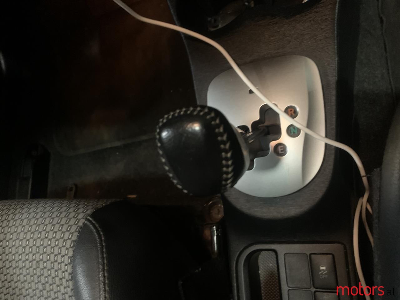 2012' Toyota Yaris photo #5