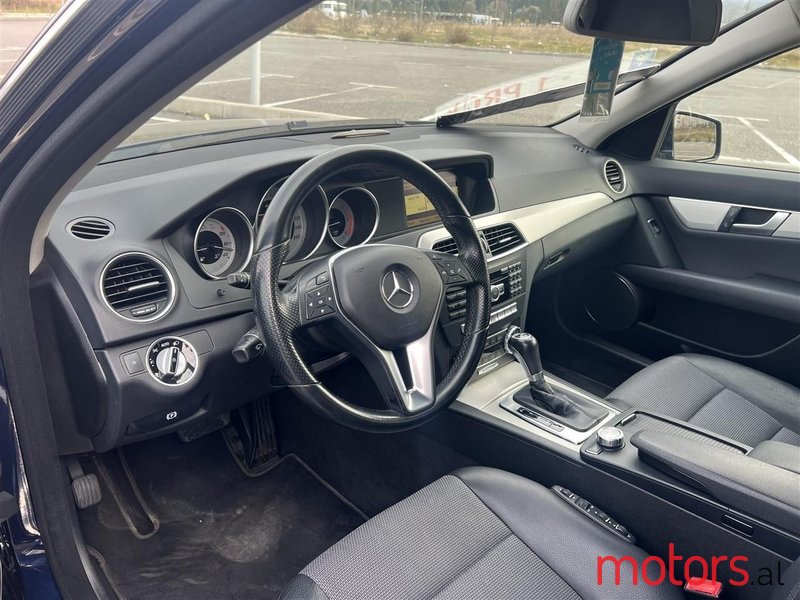 2012' Mercedes-Benz C 220 photo #6