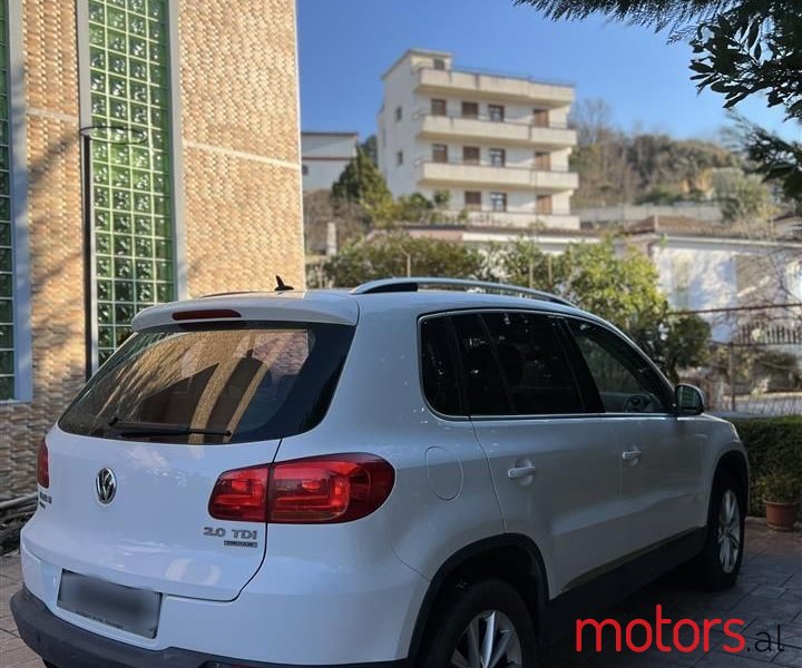 2013' Volkswagen Tiguan photo #5