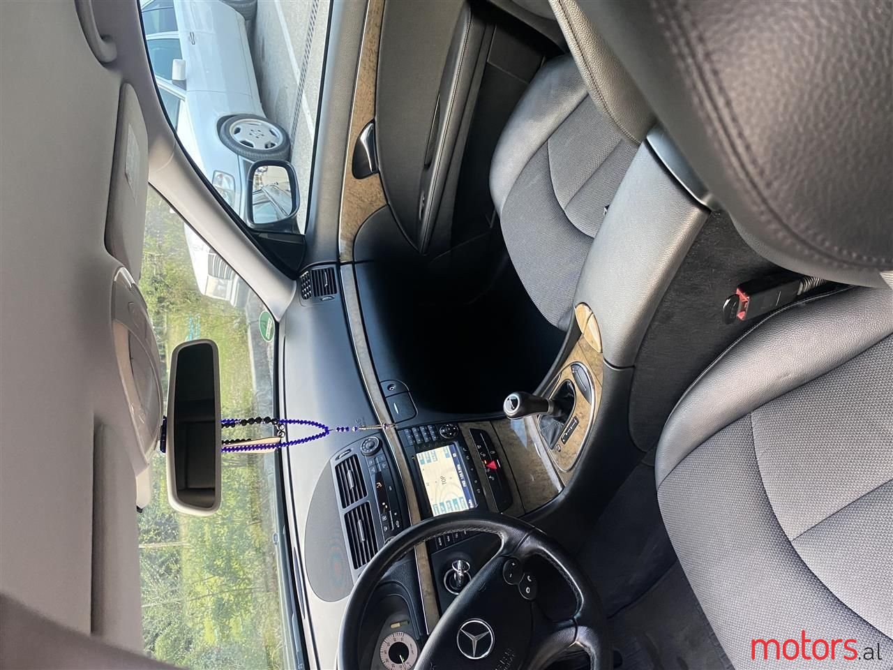 2008' Mercedes-Benz E 280 photo #2