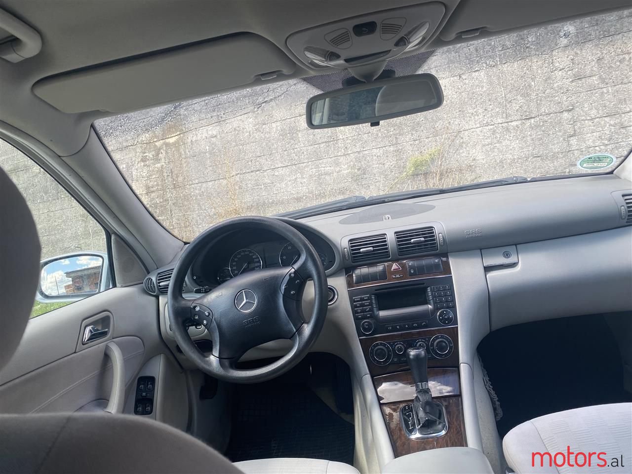 2005' Mercedes-Benz 220 photo #6