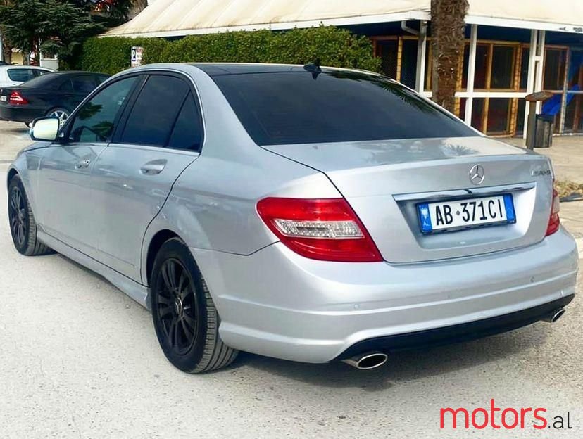 2010' Mercedes-Benz C 300 photo #3