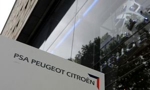 Prodhuesi i Peugeot arrin marrëveshje për blerjen e Opel