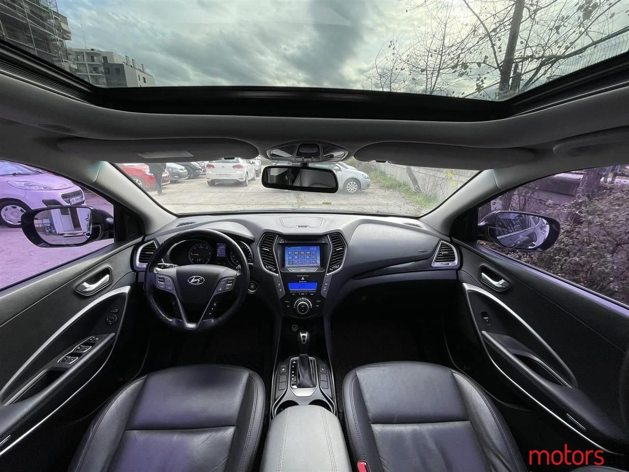 2013' Hyundai Santa Fe photo #6