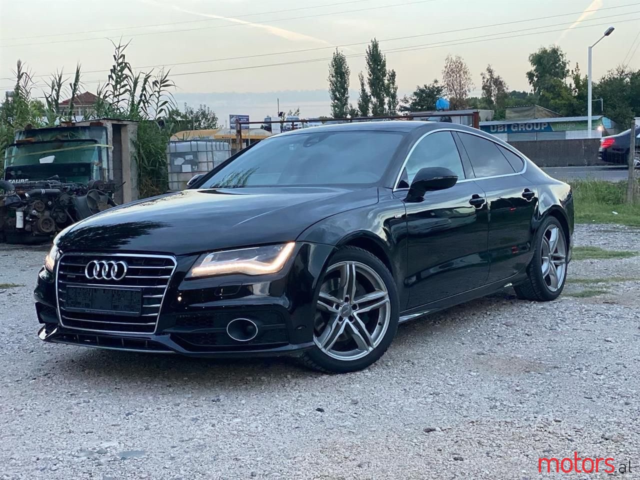 2011' Audi A7 photo #1