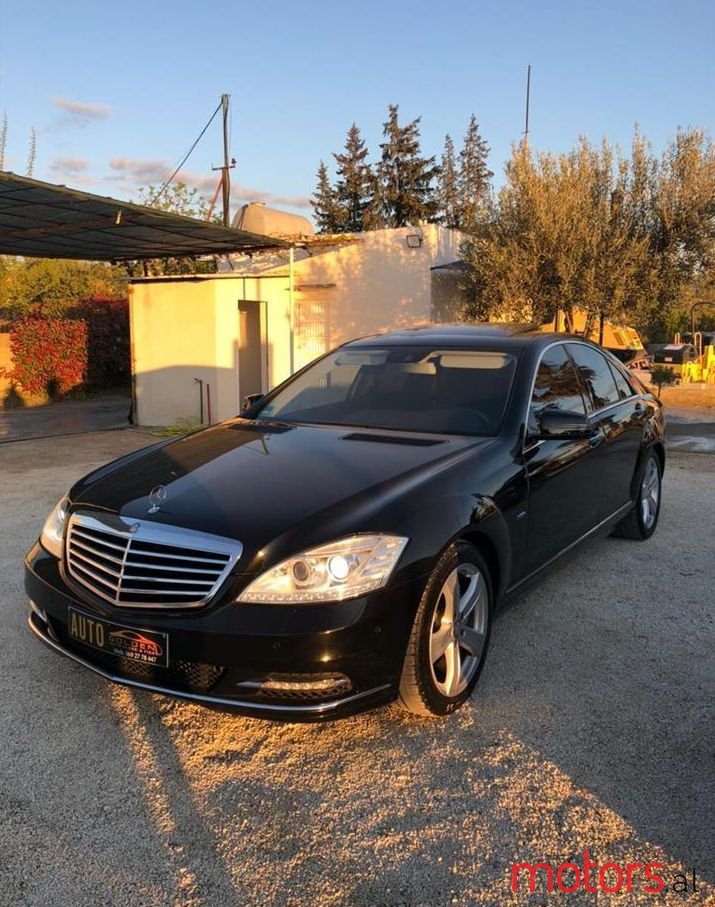 2011' Mercedes-Benz S 350 photo #1