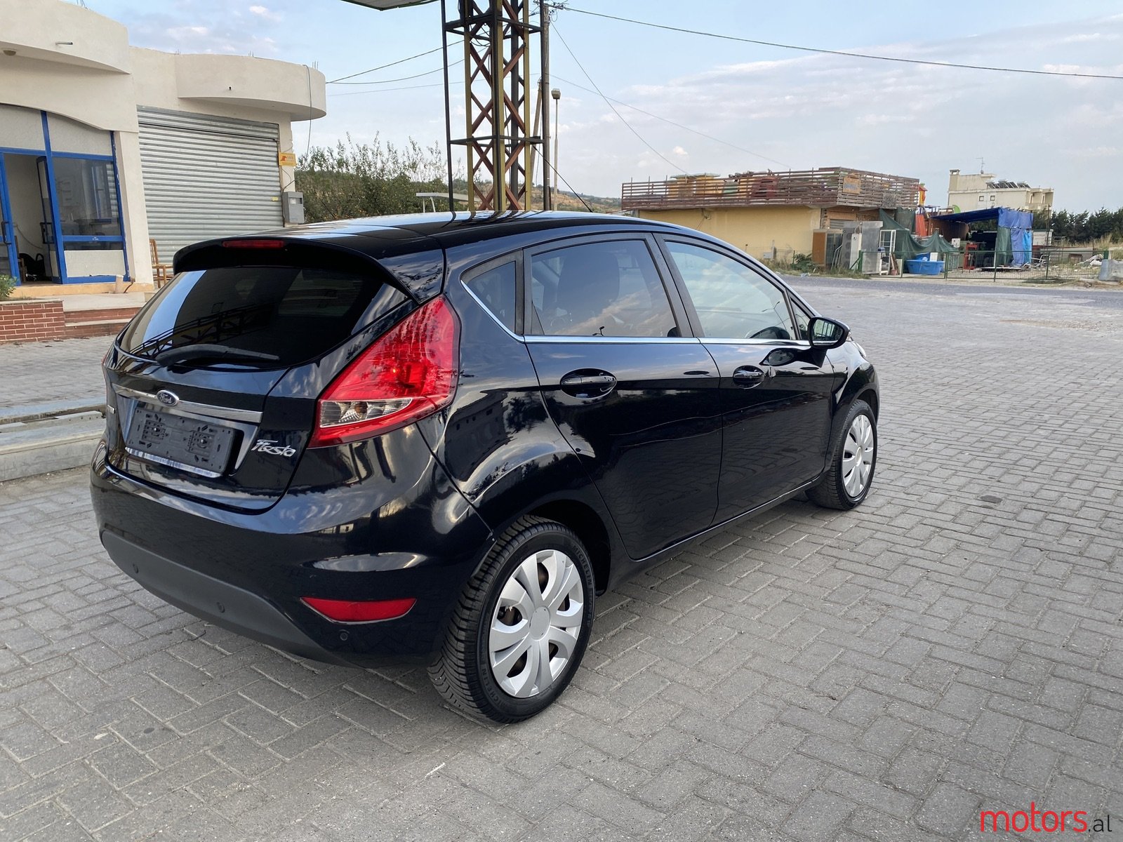 2010' Ford Fiesta photo #6