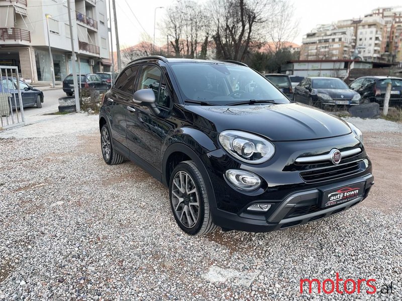 2017' Fiat 500X photo #1