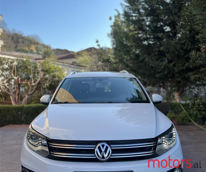 2013' Volkswagen Tiguan photo #3
