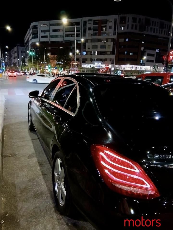 2017' Mercedes-Benz 200 photo #5