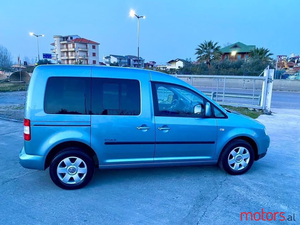 2010' Volkswagen Caddy photo #6