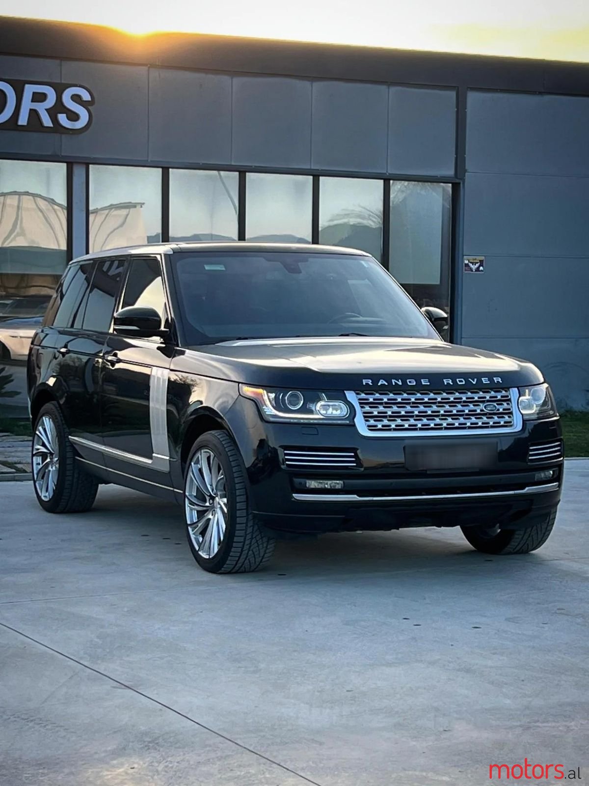 2014' Land Rover Range Rover photo #3