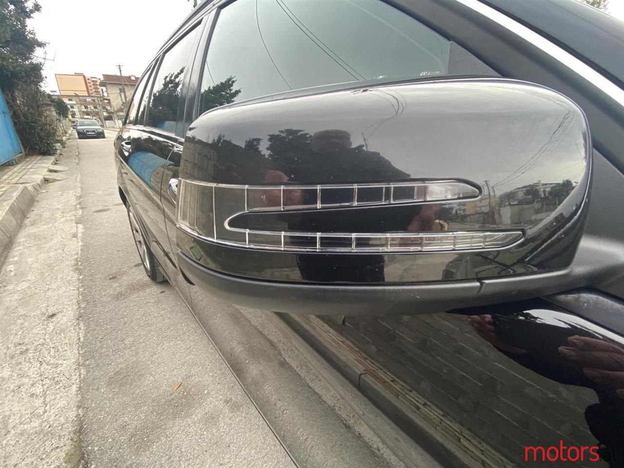 2015' Mercedes-Benz C 180 photo #2