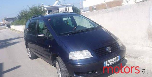 2002' Volkswagen Sharan photo #2