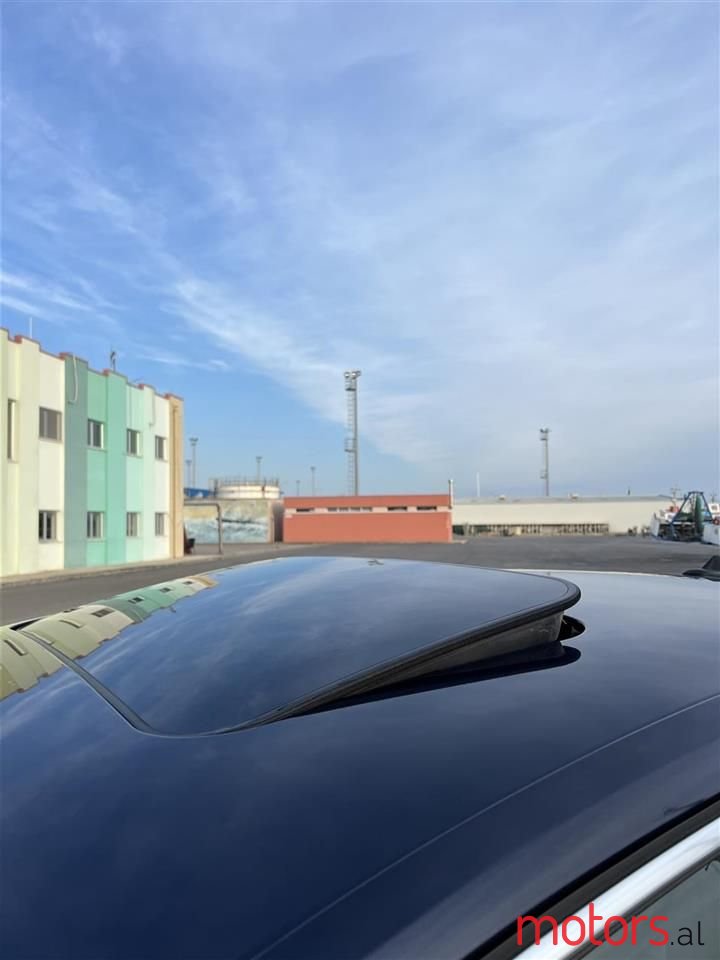 2012' Volkswagen Passat photo #5