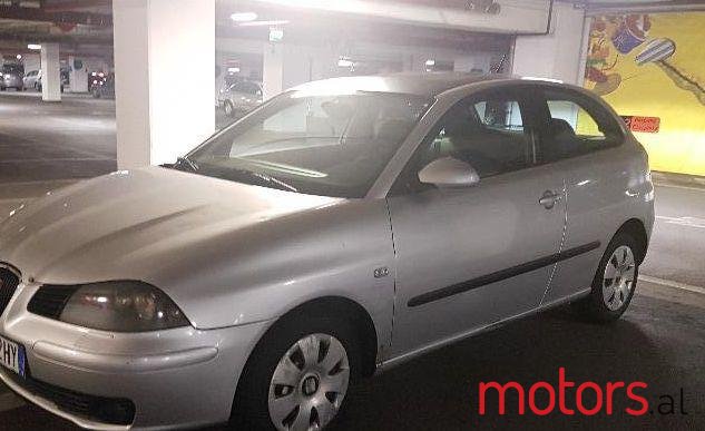 2003' SEAT Ibiza photo #2