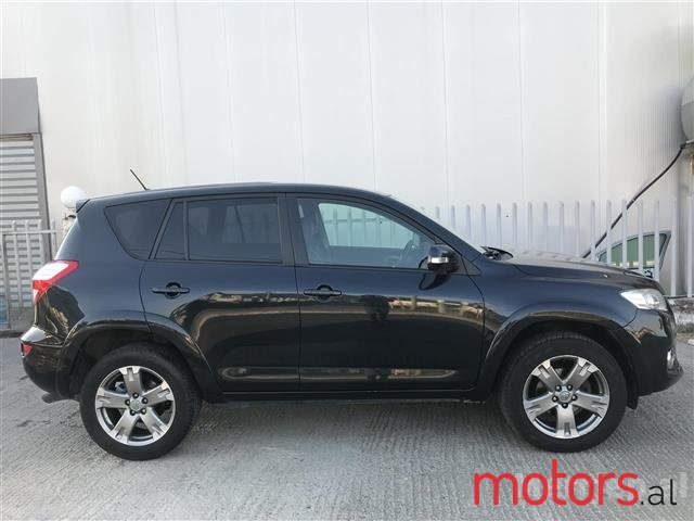 2010' Toyota RAV4 photo #3