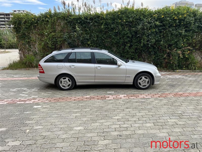 2005' Mercedes-Benz C 220 photo #4