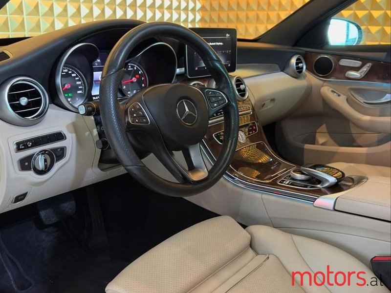 2016' Mercedes-Benz C 300 photo #6