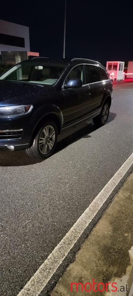 2010' Audi Q7 photo #6